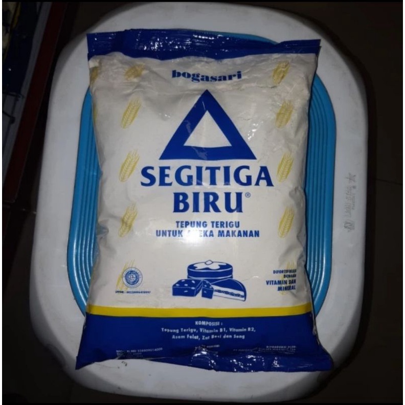 

Segitiga biru 1kg ekonomis bogasari