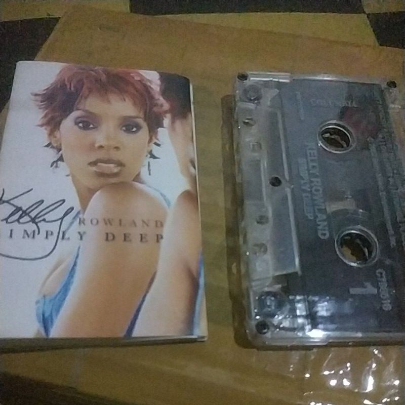 Kaset pita Kelly Rowland: Simply Deep