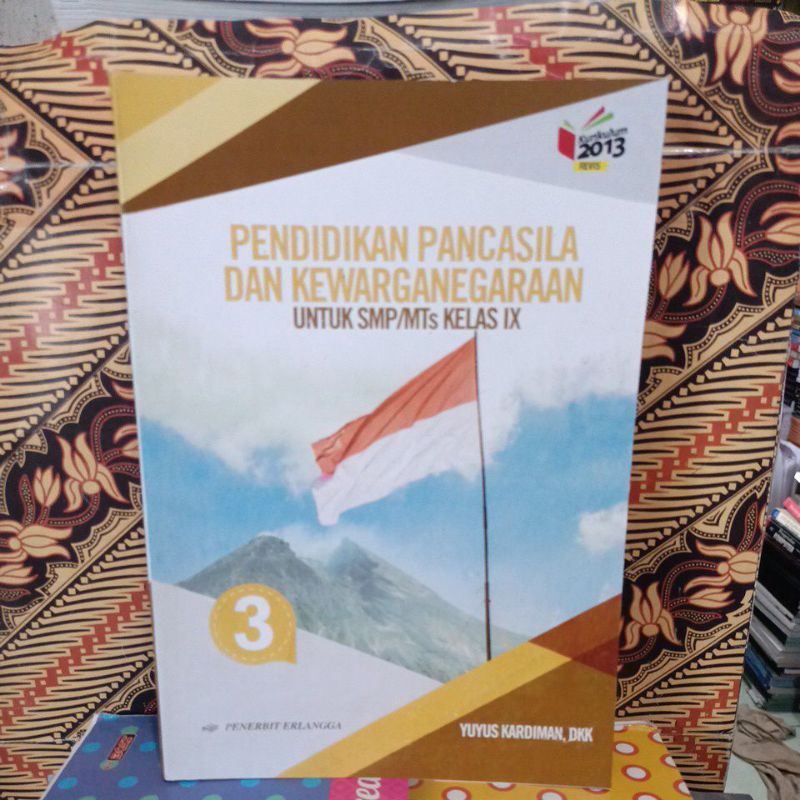 buku PPKn kelas 9 SMP Erlangga