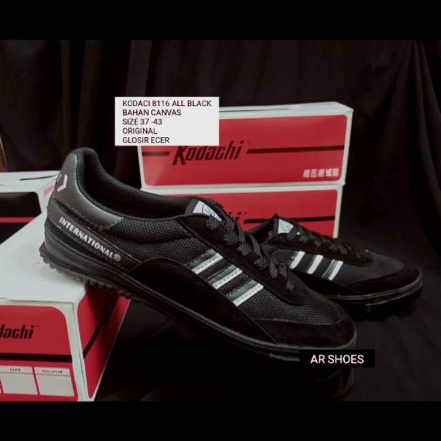 SEPATU KODACHI HITAM HITAM 8116 /KODACHI INTERNASIONAL /KODACHI /SEPATU SEKOLAH KODACHI  HITAM HITAM