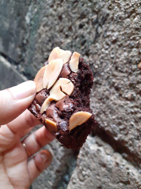 Sekatan (tanpa Loyang) Uk.28x10x4cm Jarak 4x5