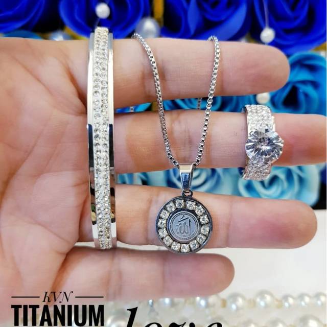 Titanium set perhiasan 1604j