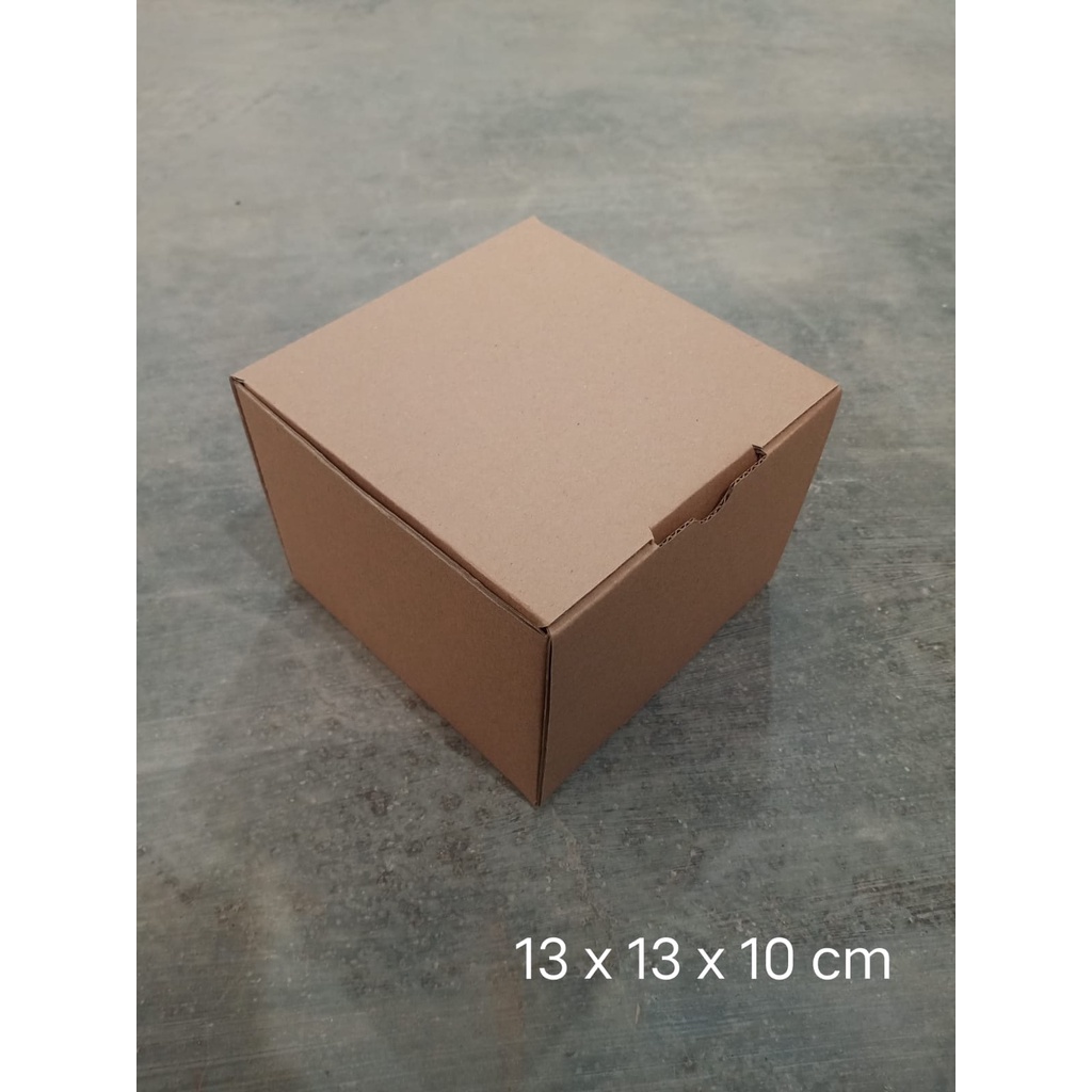 

Kardus karton uk.13 x 13 x 10 cm --Die Cut dan easy usage--