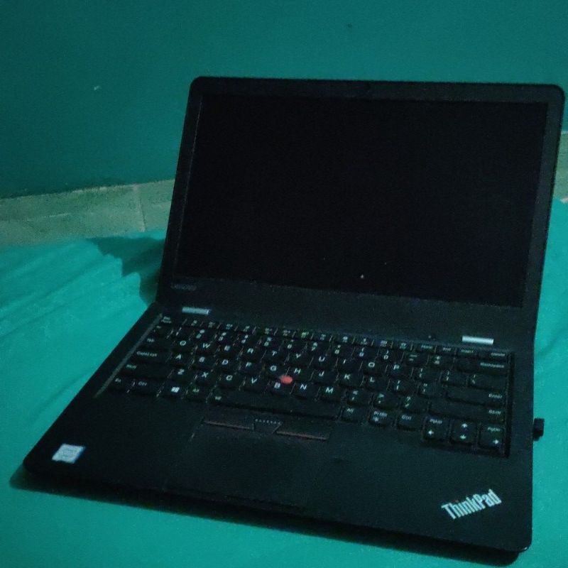 LENOVO THINKPAD i7