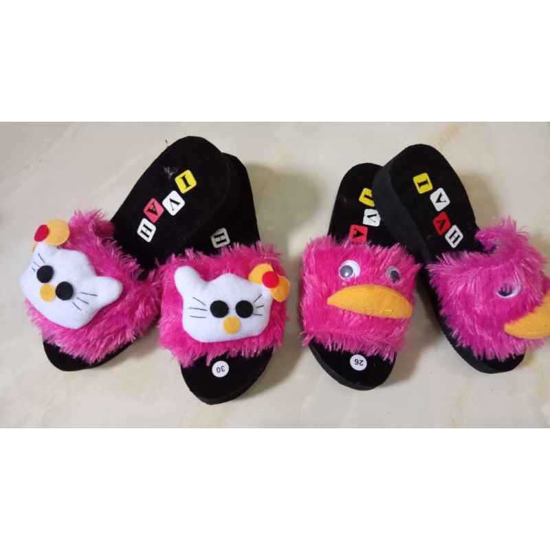 sz 26-30 sandal wedges anak buku karakter hello kitty  bebek hitam pink fanta/sandal wedges spon mur