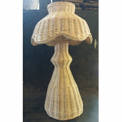 Kap Lampu/Lampu Tidur/Anyam Rattan