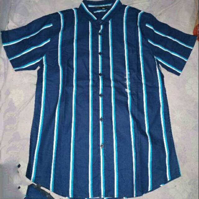 Kemeja pria details body fit