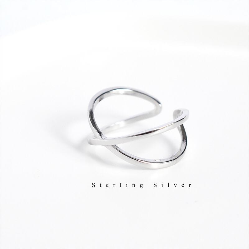 ☛BELIDEH☚ A034 Cincin Silang Fashion Korea Perhiasan Wanita Berongga Tiga Dimensi Stainless Steel