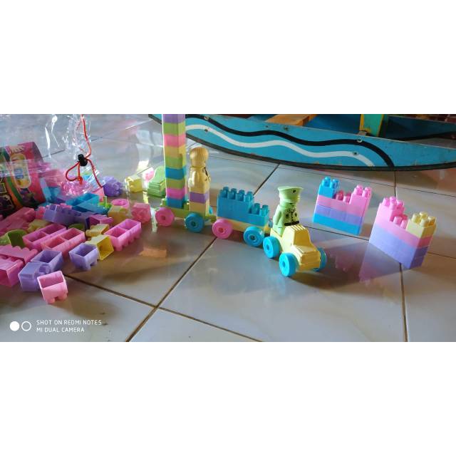Mainan edukasi Mr.Block Lego isi 106 &136