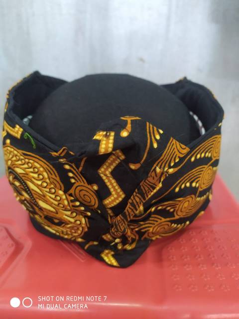 IKET KEPALA SUNDA/UDENG SUNDA BATIK/TOTOPONG/UDENG TUTUP ATAS