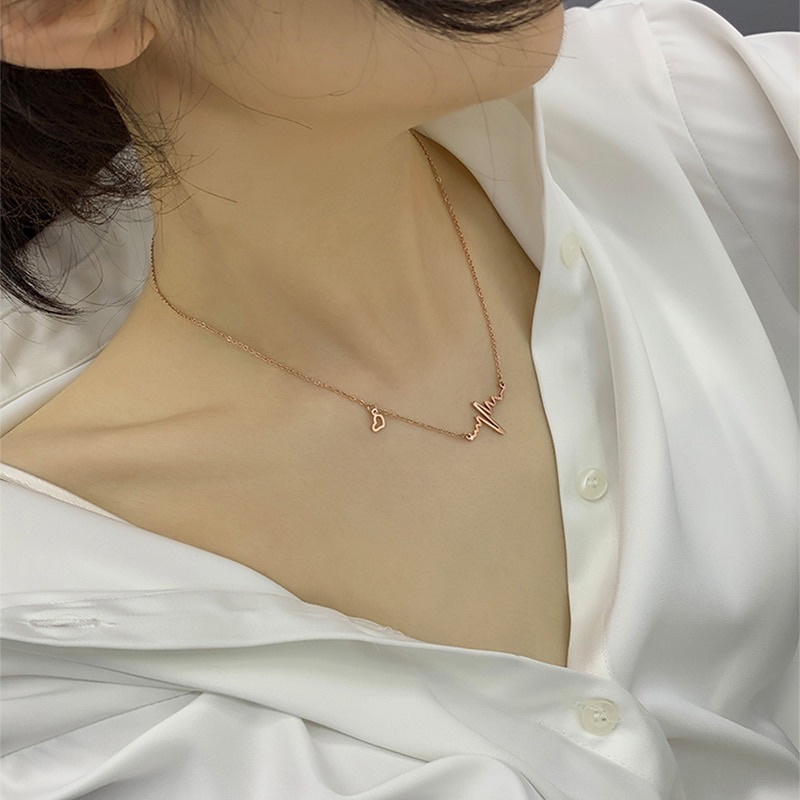 Kalung Rantai Klavikula Desain Ecg Warna Rose Gold  Creative ECG Rose Gold Necklace Untuk Aksesoris Perhiasan Kalung Wanita Model Choker Collar Dengan Liontin Bentuk Detak Jantung 10gr