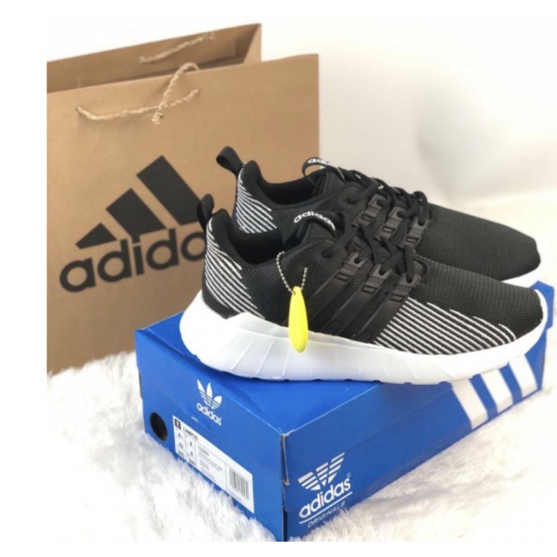 Adidas Questar Flow Black White
