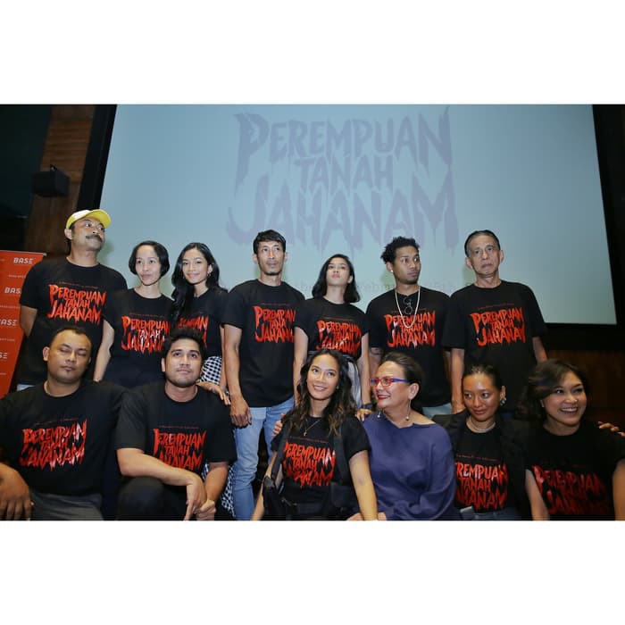 Kaos Baju Obral Combed 30S Distro JOKO ANWAR PEREMPUAN TANAH JAHANAM