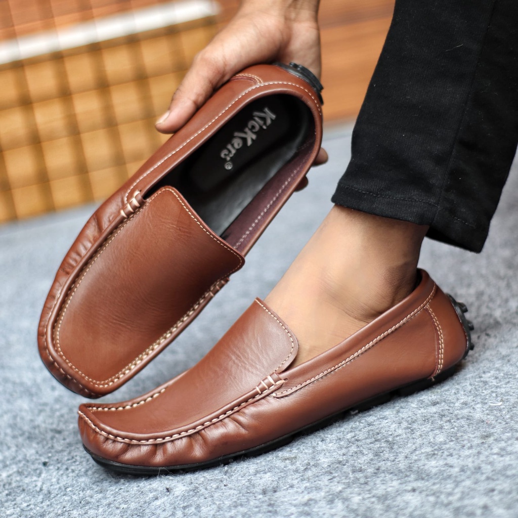 MOLK Sepatu Kasual Slip On Pria Kulit Asli Trendy Kekinian Pantofel Kerja Kantor Murah Anti Slip