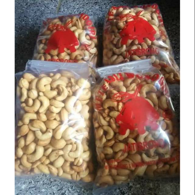 

Grosir Kacang Mete/Mede Matang siap Makan 1 Kg