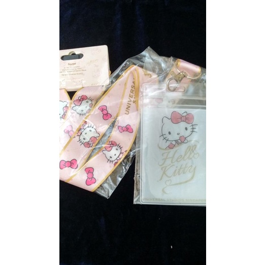 

NAME TAG HOLDER/TEMPAT ID CARD/E TOLL Hello kitty. Sanrio.