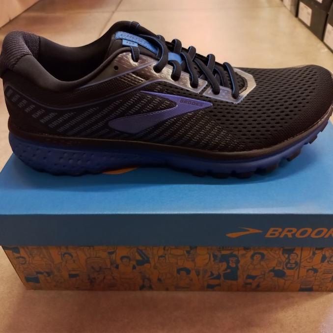 brooks mens ghost 12 black