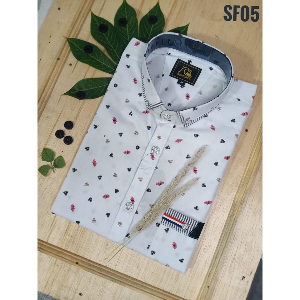 Kemeja Surfing Pria Lengan Pendek Motif Terbaru Variasi Di saku dan Leher Hem Pendek Cowok Distro Size M L XL Termurah