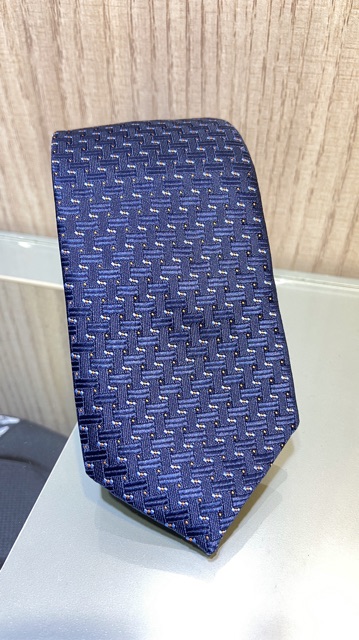 Dasi Slim Biru Dongker Motif