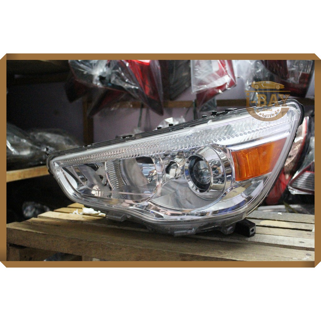 Headlamp Mitsubishi Outlander Non HID