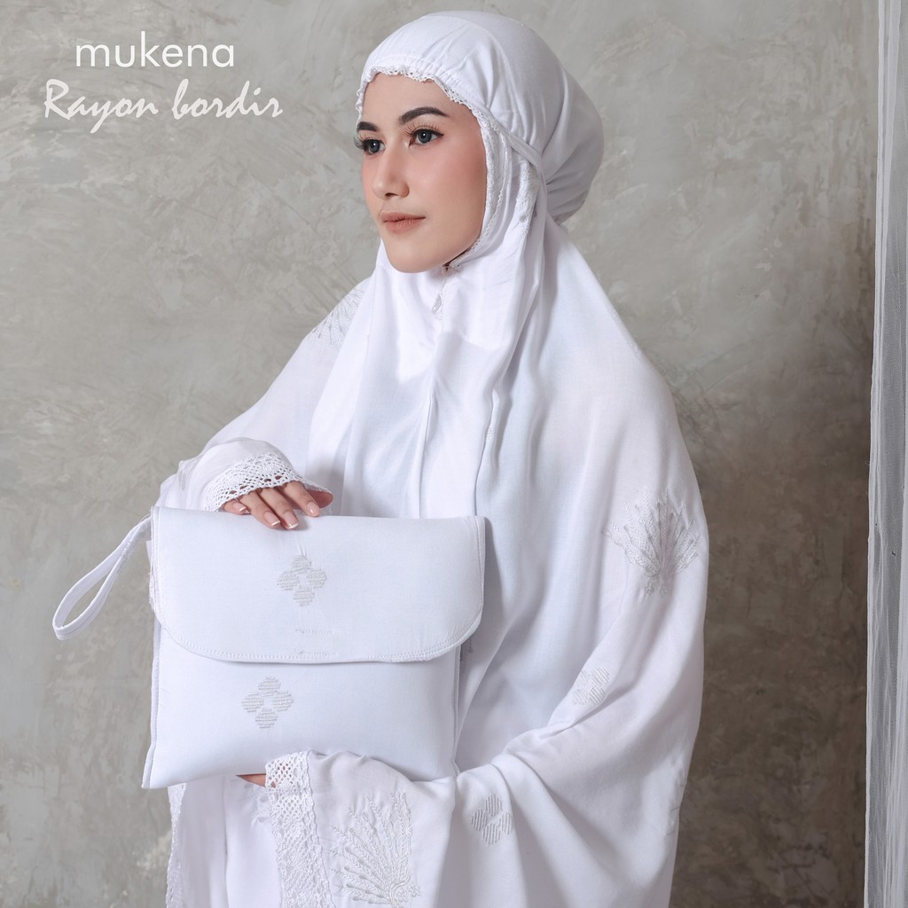 Mukena Dewasa Putih Rayon Bordir Merak