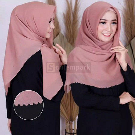 Jilbab segiempat laser cut / Hijab Bella square laser cut pollycotton