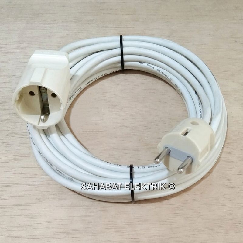 COLOKAN KONTRA STEKER DENGAN KABEL