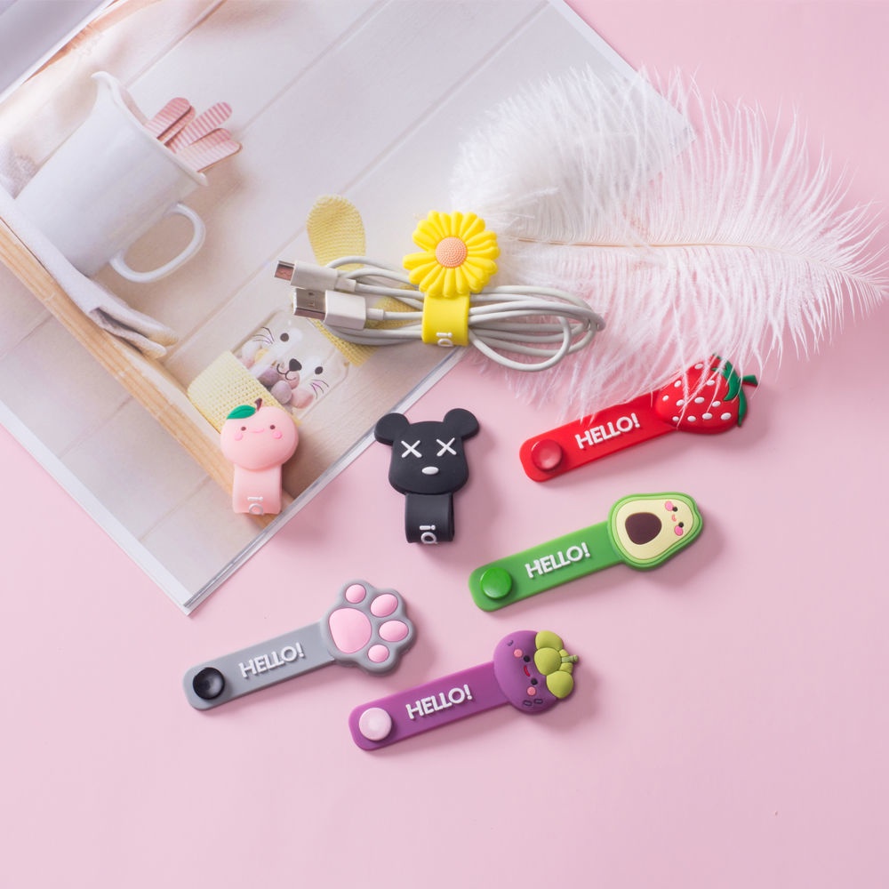 Pelindung Kabel Data / Earphone Bahan Silikon Motif Kartun