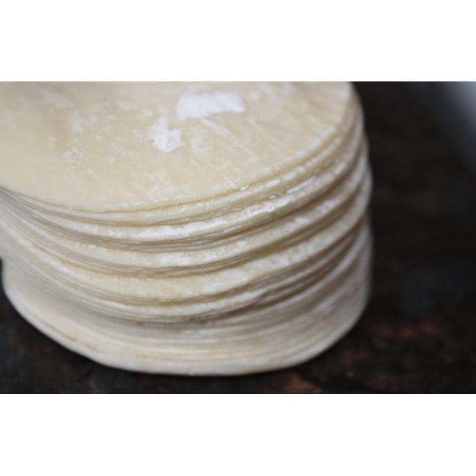 

ENAK Kulit Gyoza / Siomay / Dimsum Bentuk Bulat isi 50 lembar ukuran 9cm TERLEZAT