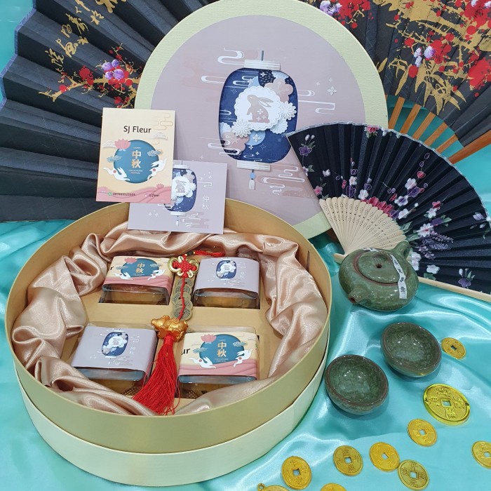 

Box paket hampers mooncake kue bulan 10
