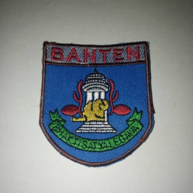 

Bet banten / atribut sekolah