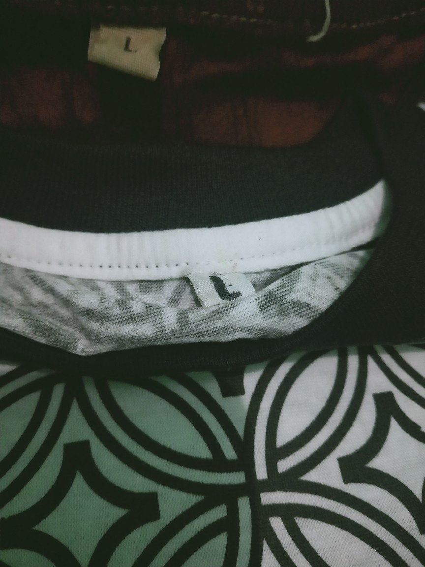 Kaos Batik Pria - Atasan Kaos Print Monocrom - Seni Motif Classic Katun