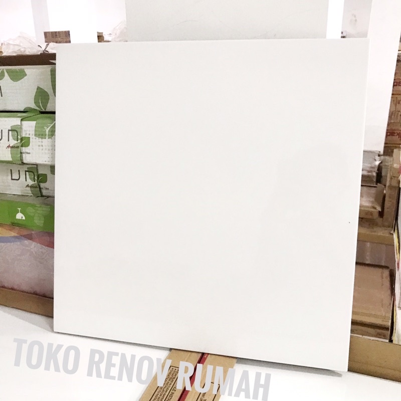 keramik lantai putih 50x50 (glossy)/ keramik lantai 50x50 putih polos (mengkilap)/ keramik 50x50 cream polos (glossy)/ keramik lantai cream polos