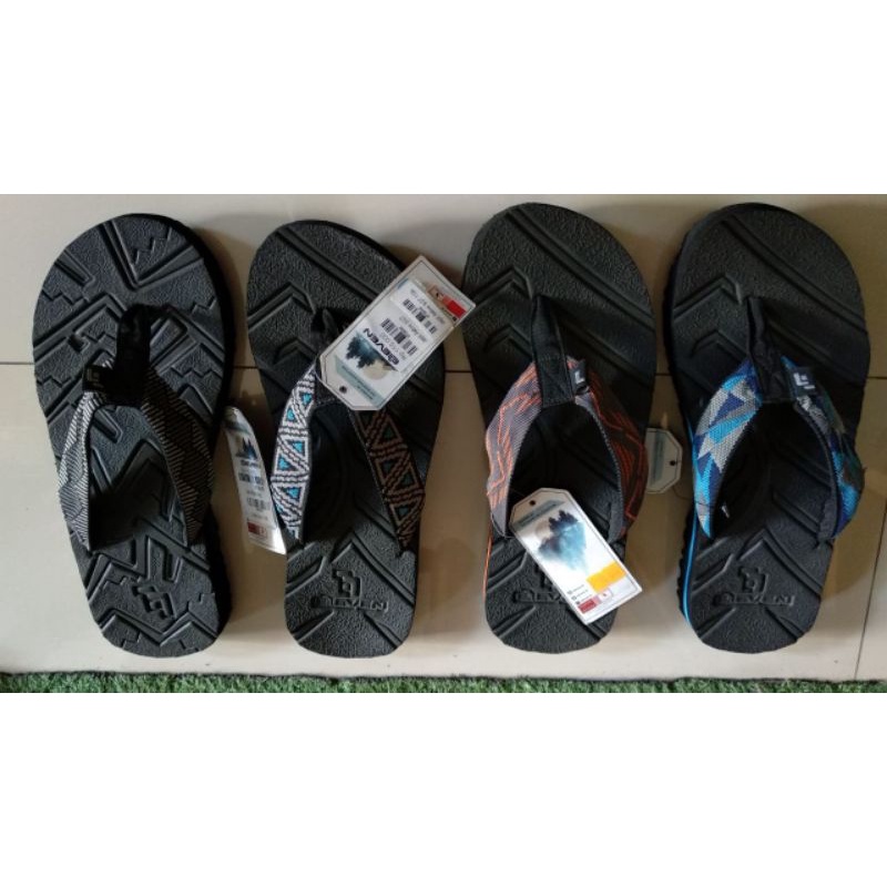 ELEVEN OUTDOOR SANDAL JEPIT MOTIF ELLEVEN OUTDOOR