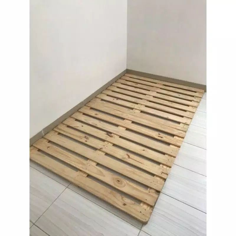 Dipan Tempat Tidur Kayu Jati Belanda