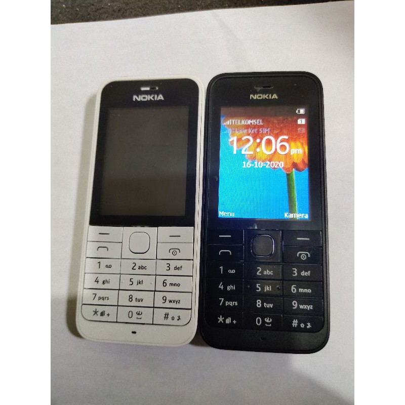 Nokia 220 bekas mulus seperti baru