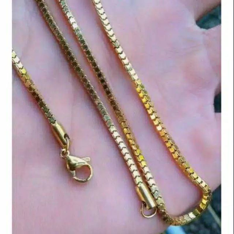 KALUNG MILANO KACA KECIL 1.5 WARNA EMAS TITANIUM STAINLESS STEEL PERHIASAN WANITA PRIA MENGKILAT