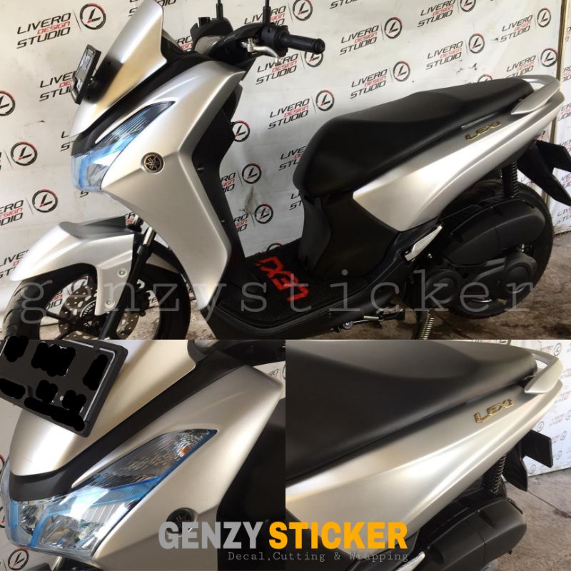 stiker skotlet silver satin sticker scotlite silver metalic doff