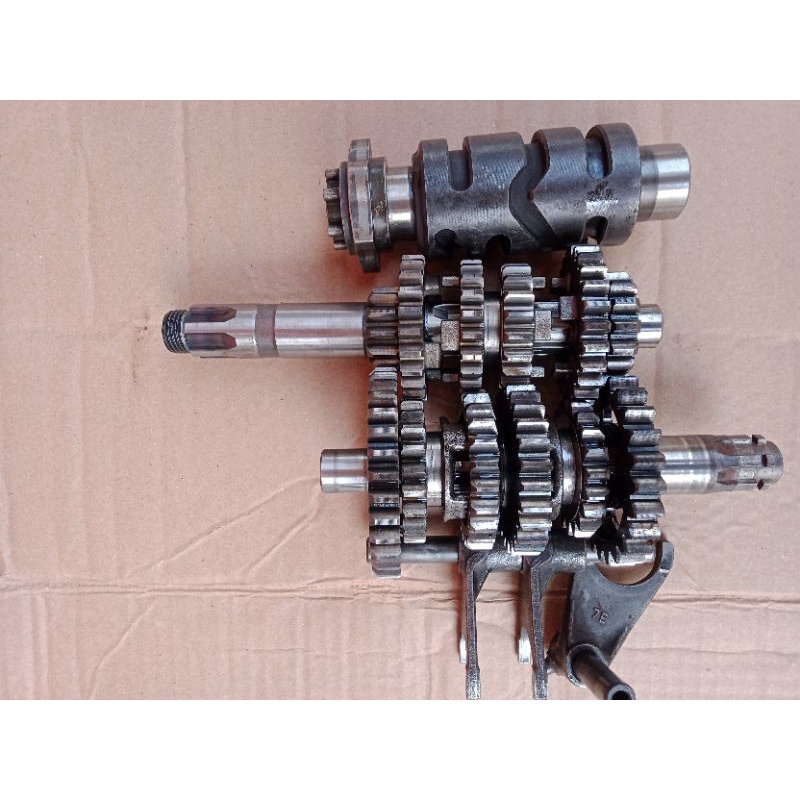 Gigi Gear Rasio Set Suzuki Satria Fu Karbu 6 Speed / ORIGINAL