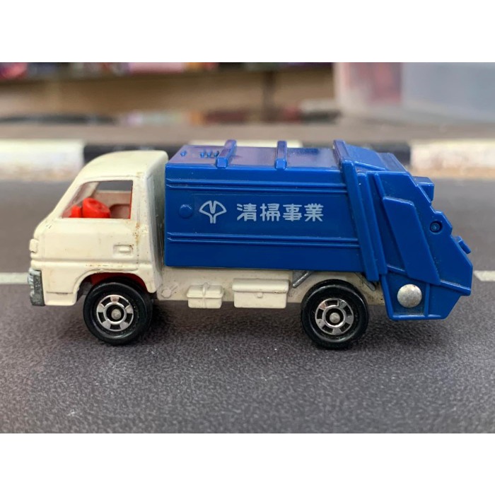 Vintage Tomica 10 Mitsubishi Canter Dumptruck Made in Japan No Box