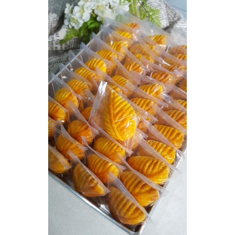 

Nastar Daun