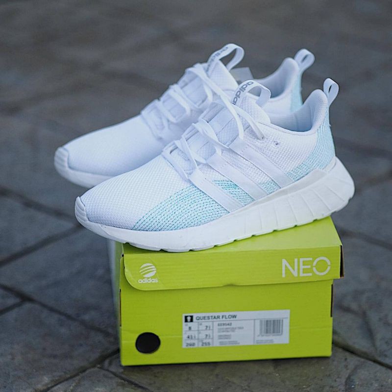 Adidas Questar Flow Parley