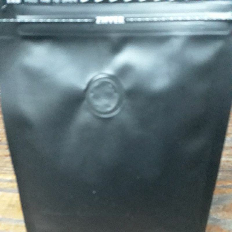 

200 gram Roasted Yellow Bourbon Natural Process.