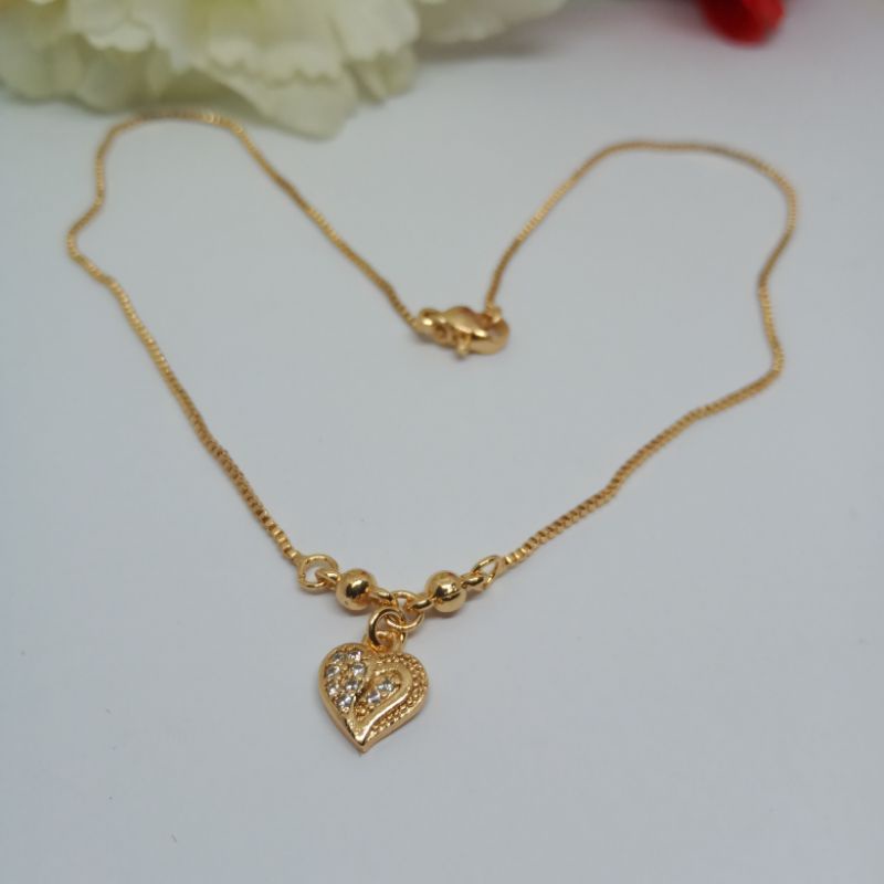 kalung titanium anak lv2, kalung titanium asli anti luntur anti karat import, kalung perhiasan wanita terbaru ,perhiasan mirip mas asli, perhiasan berlapis emas 24 k