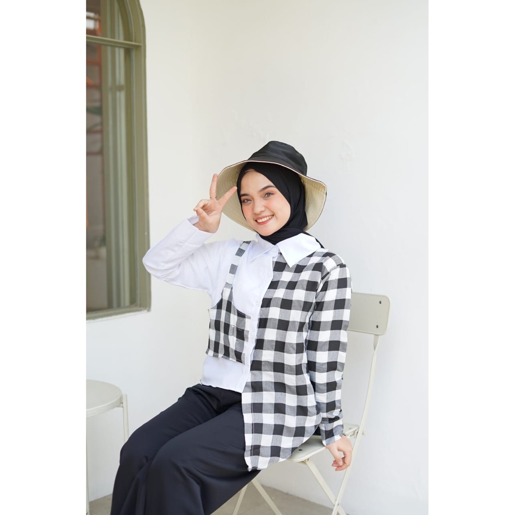 VS - Chess Playfull Assymetrical Blouse Top / Kemeja Wanita Chess Rubi Kotak Tartan