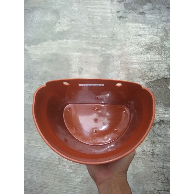 Pot dinding plastik