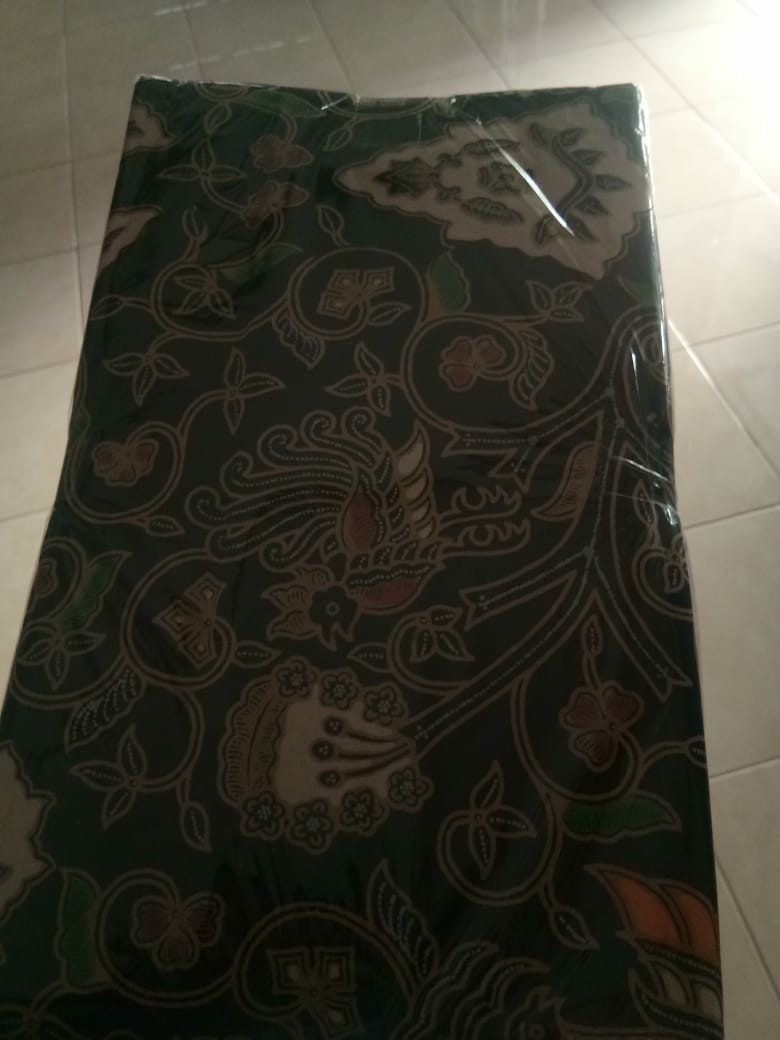 Kain Jarik Batik Solo Motif Colet Wahyu Tumurun