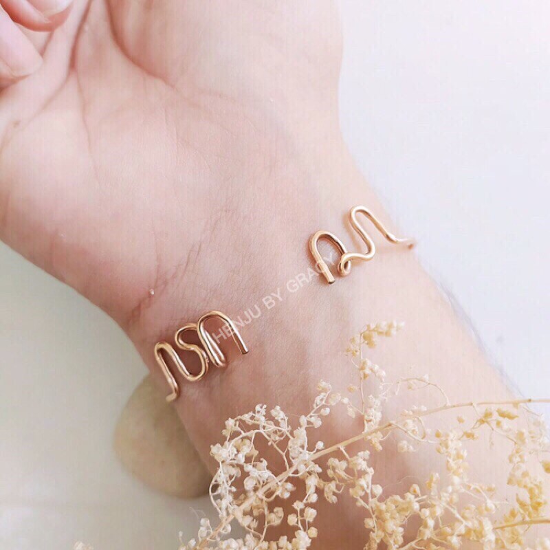 HENJU BY GRACY | Gelang Aksara | Open Bangle Aksara | 2 Aksara Jawa