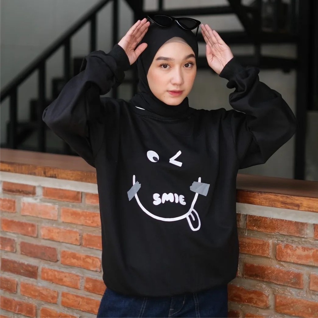 EMOTE SMILE Sweater Crewneck Oversize Wanita Korea Style Size M-L-XL-XXL Jumbo / Sweatshirt Wanita Terbaru / Sweater Hoodie WanitaTrendy /Jaket Wanita Modern-Bisa Bayar Ditempat COD