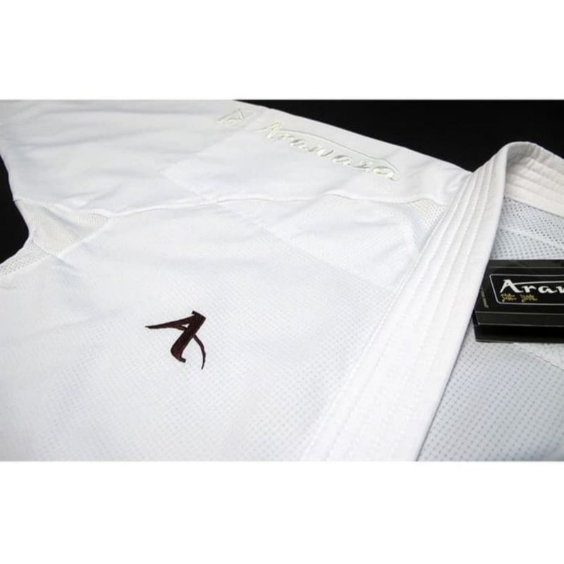 BAJU KARATE ARAWAZA ONYX AIR WKF APPROVED white series